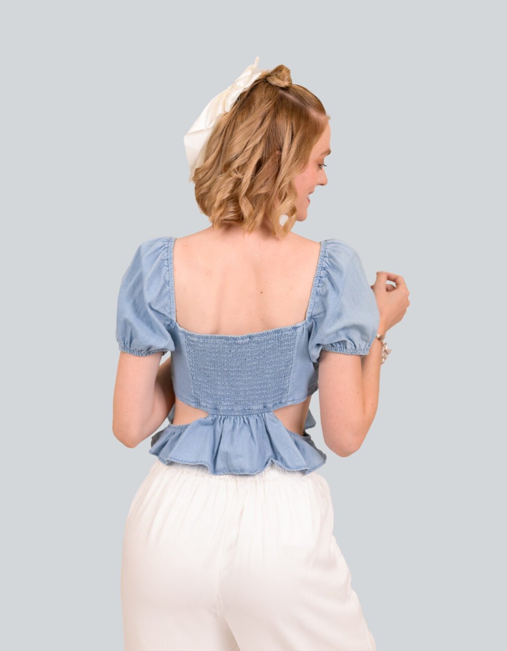 Front Tie Cut Out Top